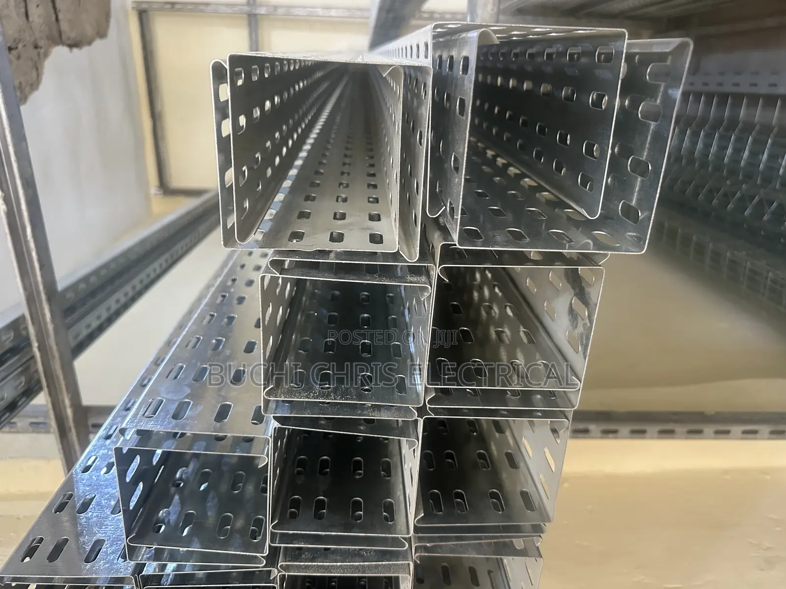 100x100 Cable Tray