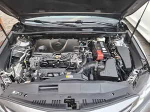 Toyota Camry SE (2.5L 4cyl 8A) 2019 Gray
