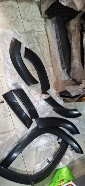 Complete Fender Chrome Rav4 From 2008-2010-2012 Model