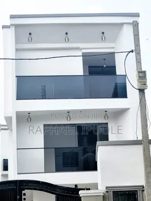 5bdrm Duplex in Ikeja Gra for rent