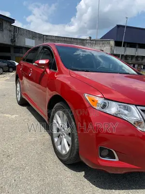 Toyota Venza V6 2010 Red