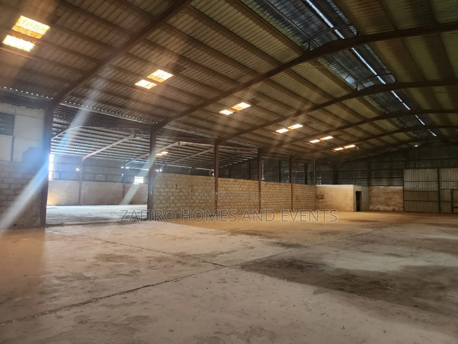 5250m2 Warehouse Sale Also Available for Lease