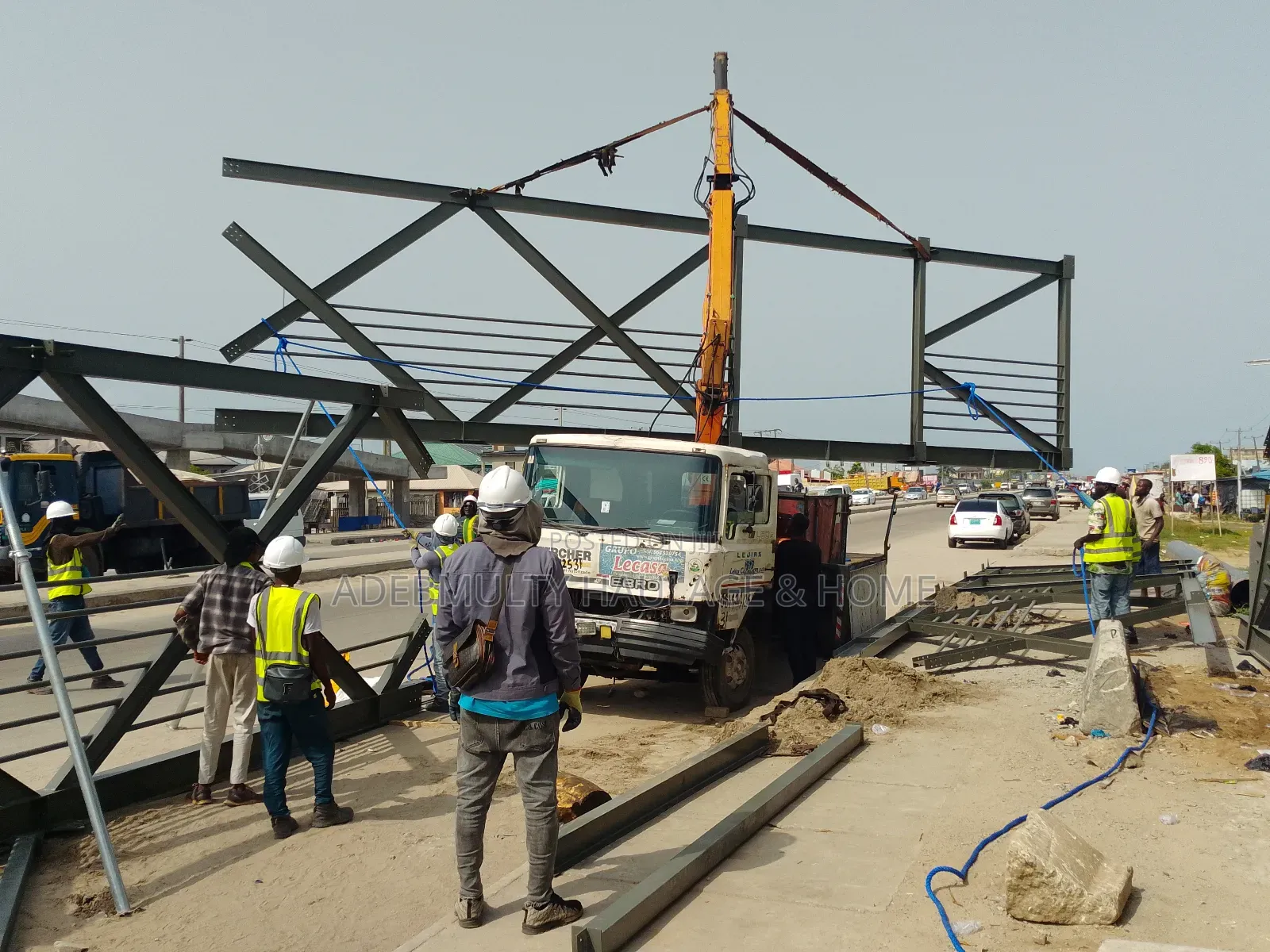 Hiab Crane for Hire, Intra or Interstate on Lekki, Ajah