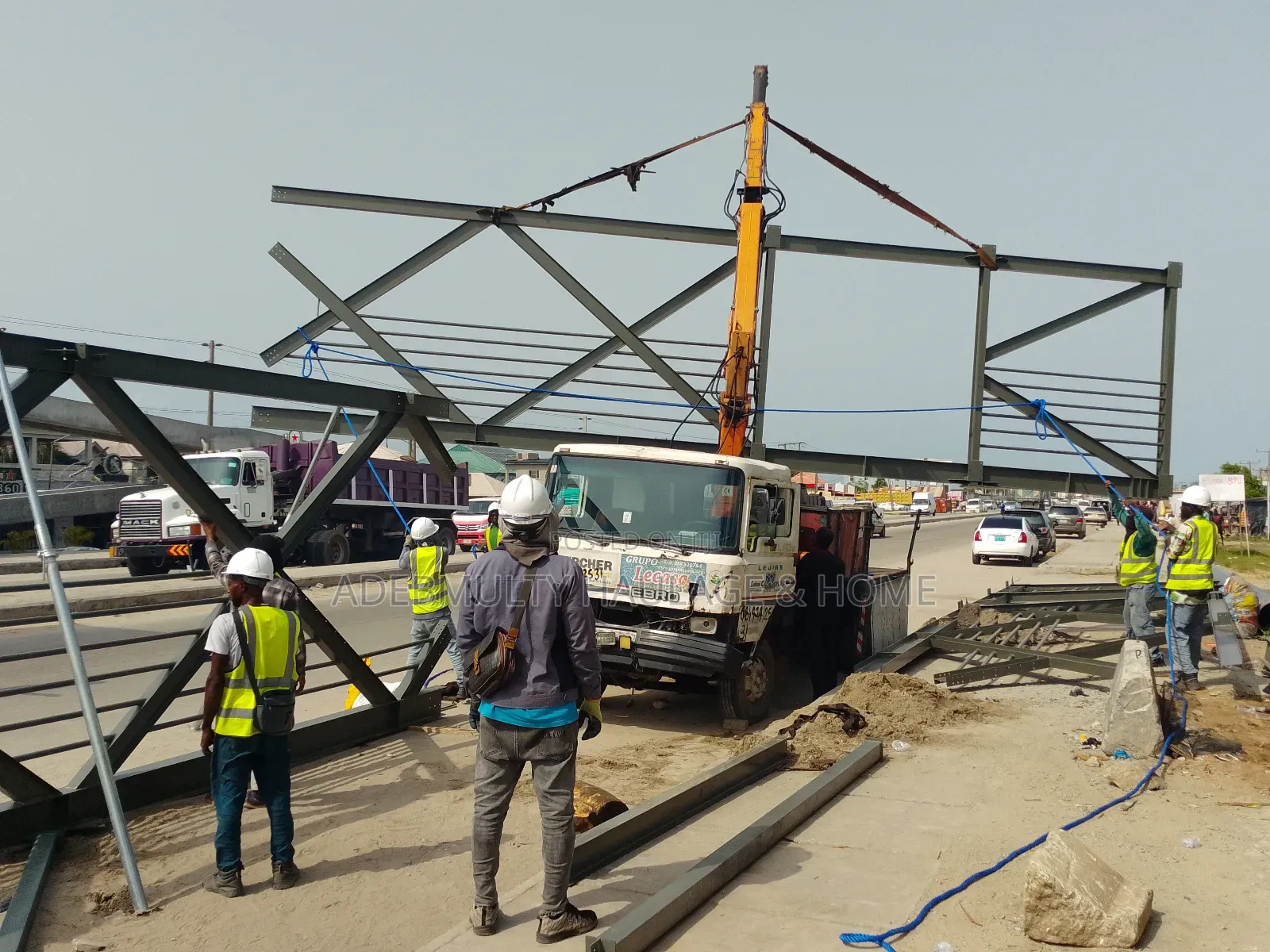 Hiab Crane for Hire, Intra or Interstate on Lekki, Ajah