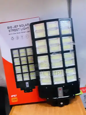 Big Jeff Solar Street Light