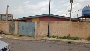 Furnished 3bdrm Bungalow in Adeniyi Jones Ikeja for sale