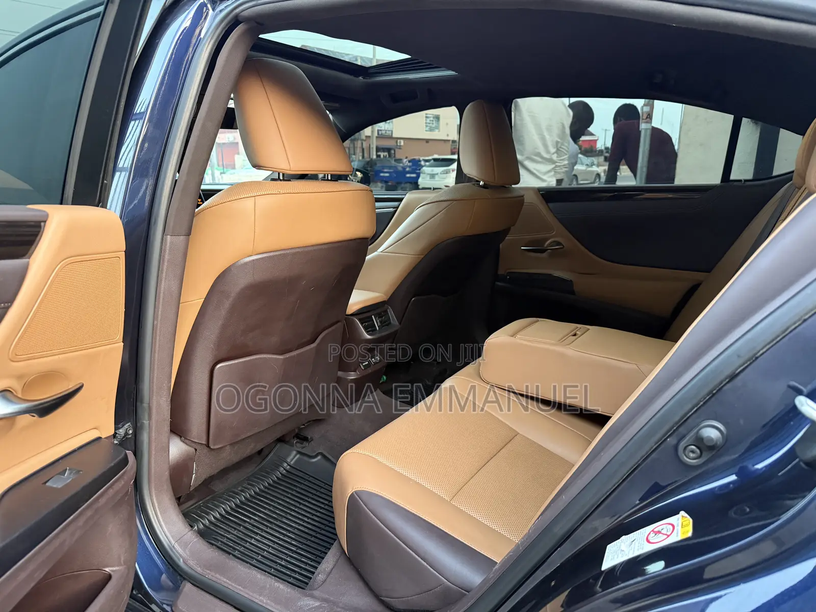 Lexus ES 2019 Blue