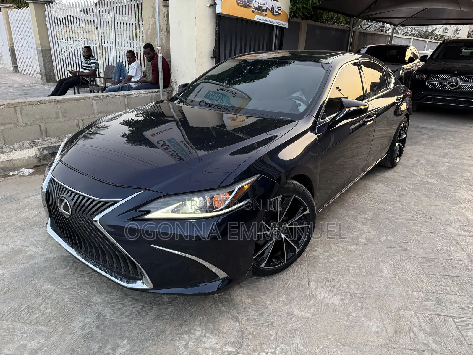 Lexus ES 2019 Blue