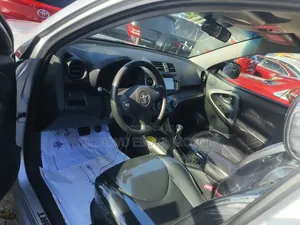 Toyota RAV4 2.5 Limited 2012 Silver