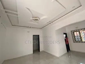 2bdrm Block of Flats in Benin City for rent
