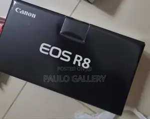 Canon Eos R8