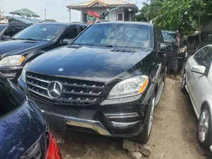 Mercedes-Benz M Class ML350 4MATIC 4dr SUV AWD (3.5L 6cyl 7A) 2015