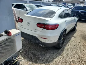 Mercedes-Benz GLC-Class 2017 White