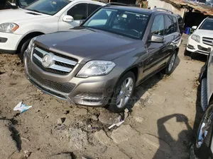 Mercedes-Benz GLK-Class 350 4MATIC 2013 Gold