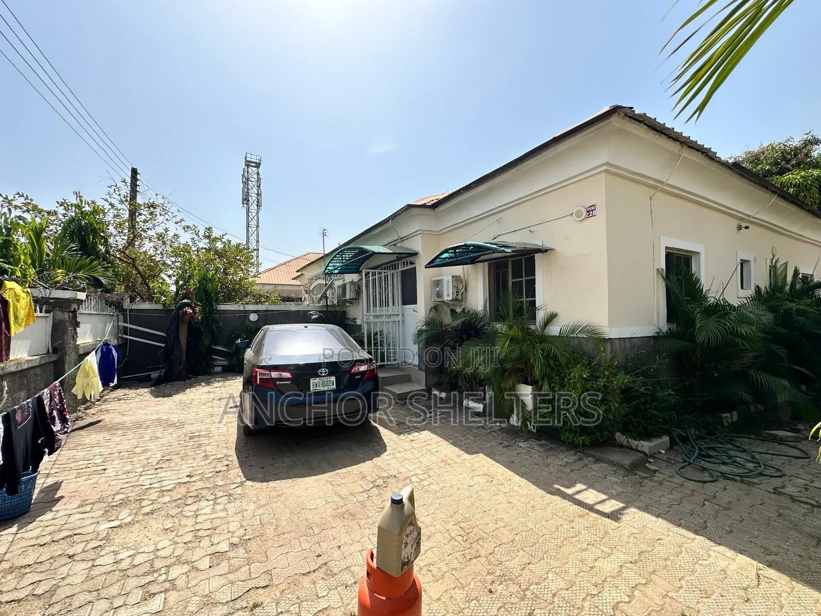 2bdrm Bungalow in Along Von Road Lugbe for sale