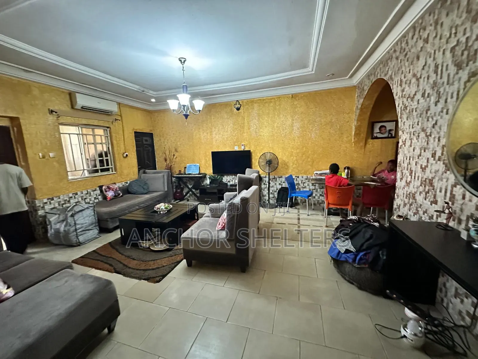 2bdrm Bungalow in Along Von Road Lugbe for sale