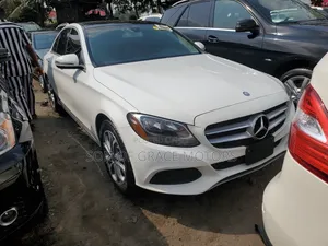 Mercedes-Benz C300 Sport 4dr AWD 4Matic Sedan (2.0L 4cyl 7A) 2015 White