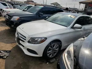 Mercedes-Benz C300 Sport 4dr AWD 4Matic Sedan (2.0L 4cyl 7A) 2015 White