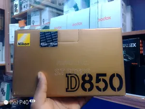 Nikon D850