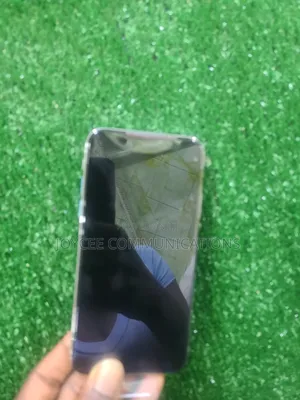 Apple iPhone X 64 GB White