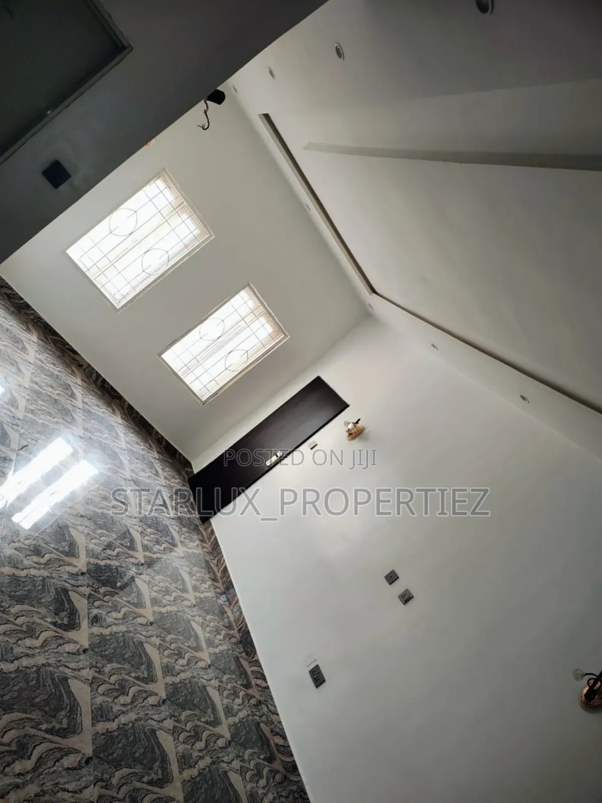 5bdrm Duplex in Admiralty Estate for rent