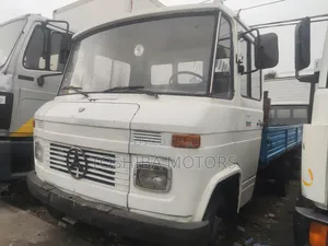 608 Pickup Mercedes Benz