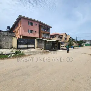 Furnished 4bdrm Block of Flats in Oshodi for sale