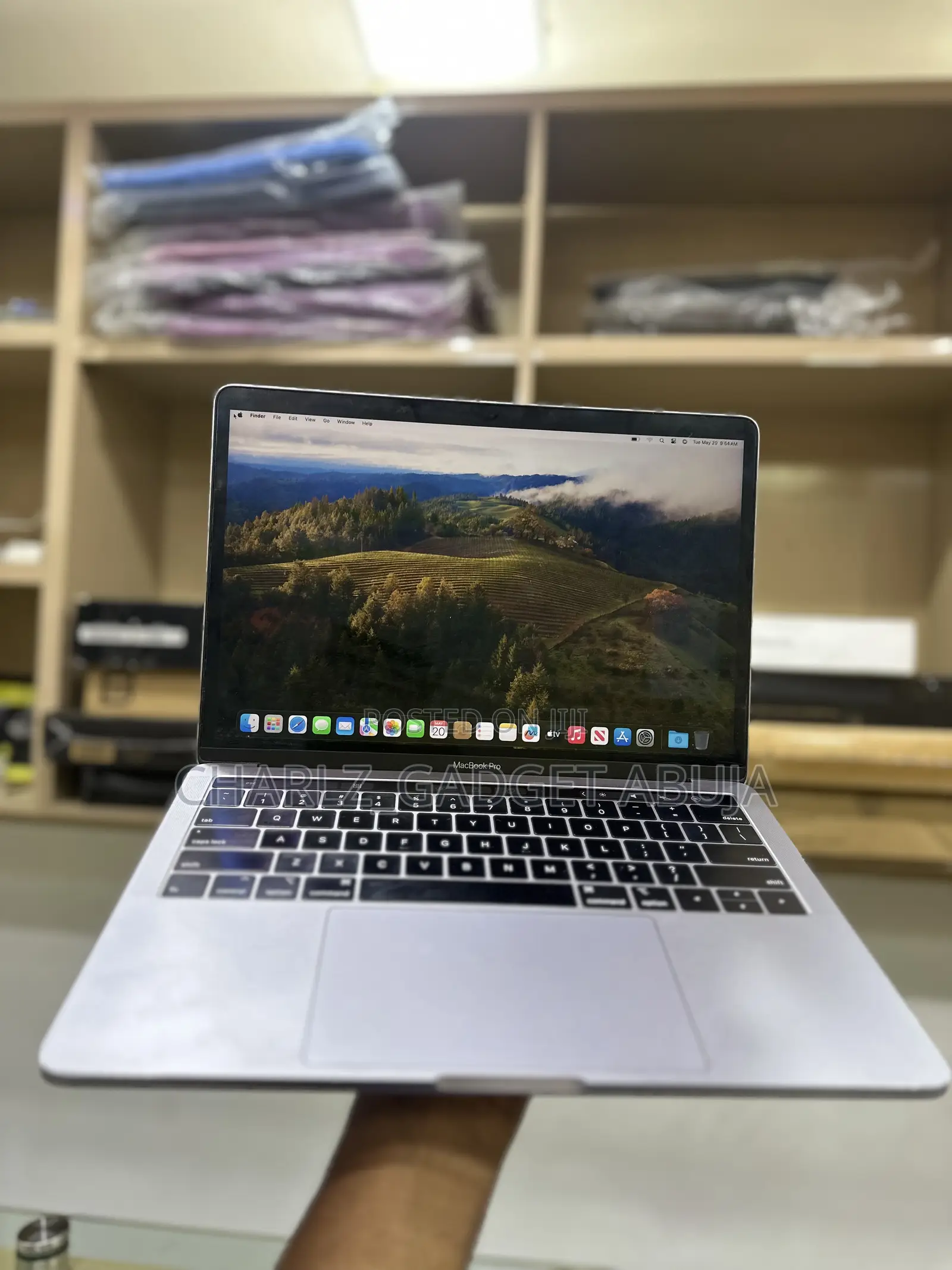 Laptop Apple MacBook Pro 2019 16GB Intel Core I5 SSD 256GB