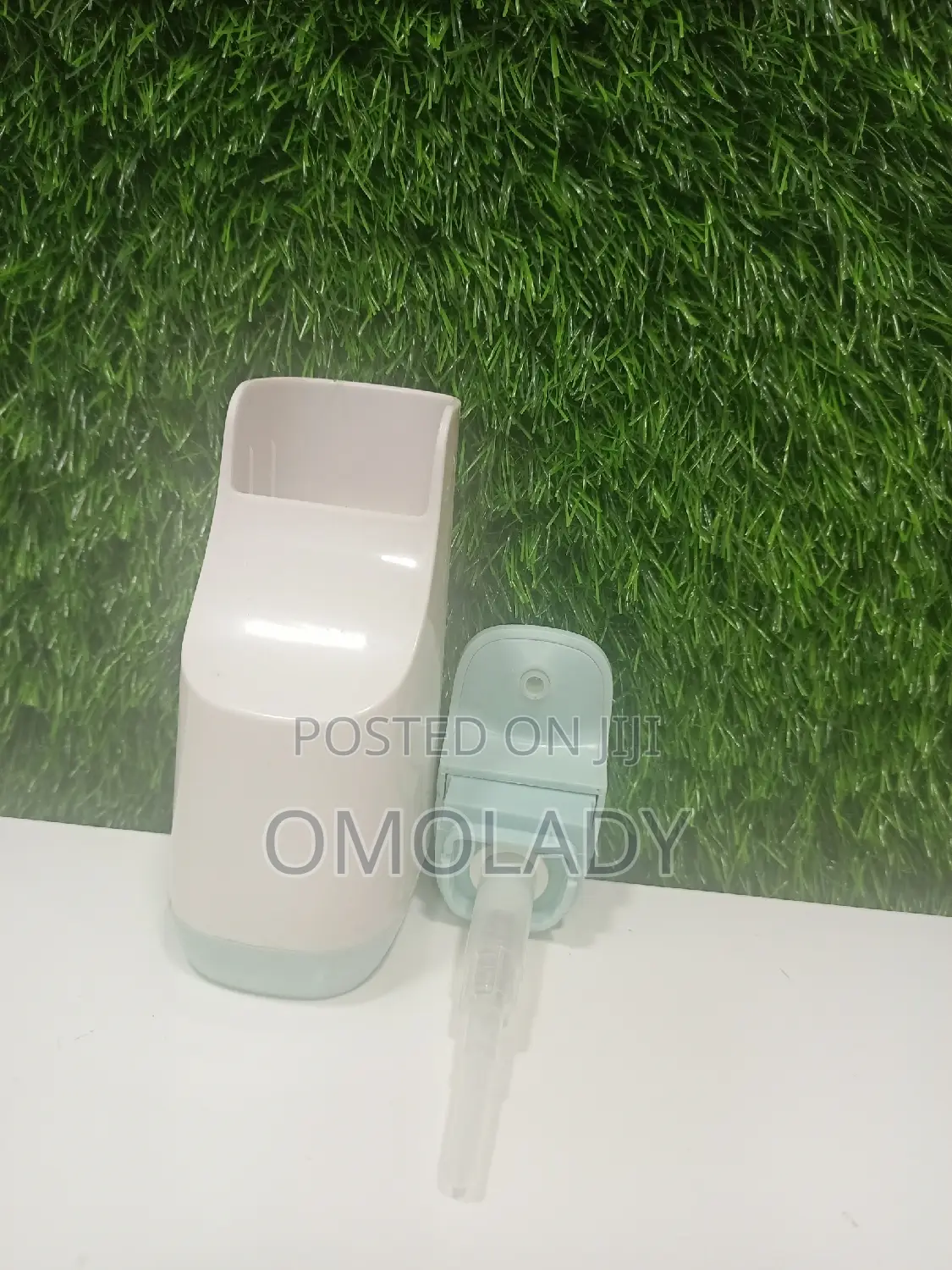 Slim Compact Soap Dump Dispenser