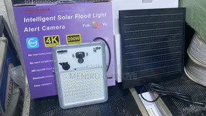 Intelligent Solar Flood Lights 
Alert Camera