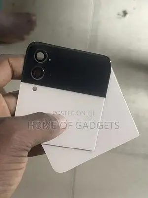 Samsung Galaxy Z Flip 4 Follow Come Back Screen and Glass