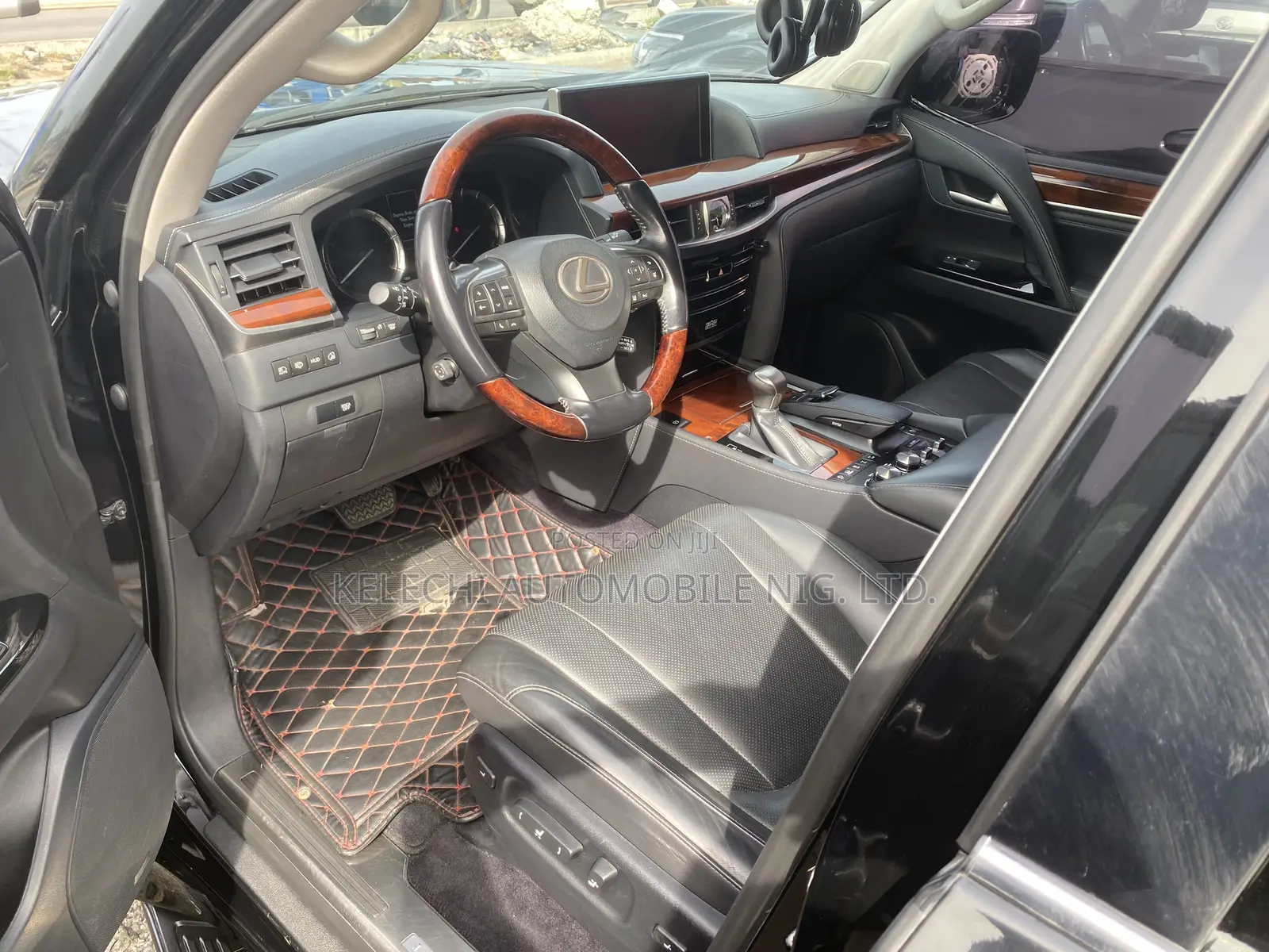 Lexus LX 570 AWD 2017 Black
