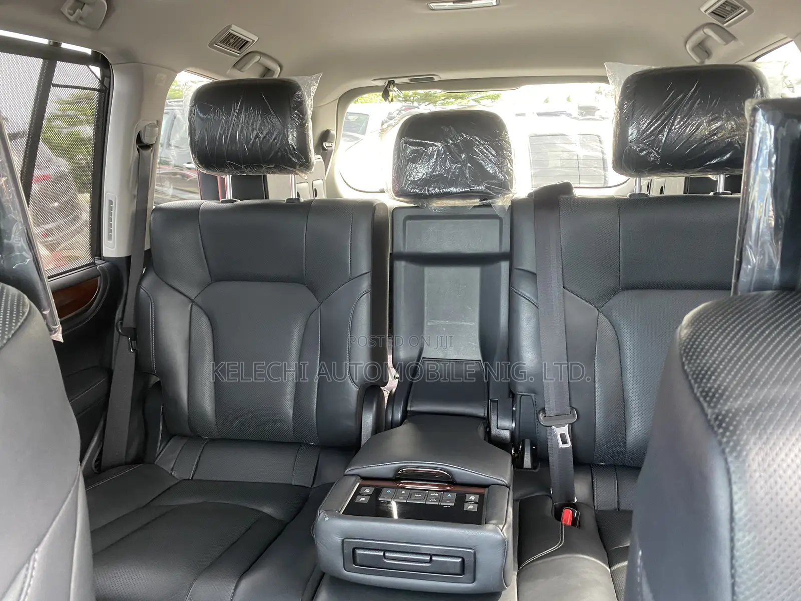 Lexus LX 570 AWD 2017 Black