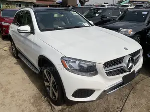 Mercedes-Benz GLC-Class 2017 White