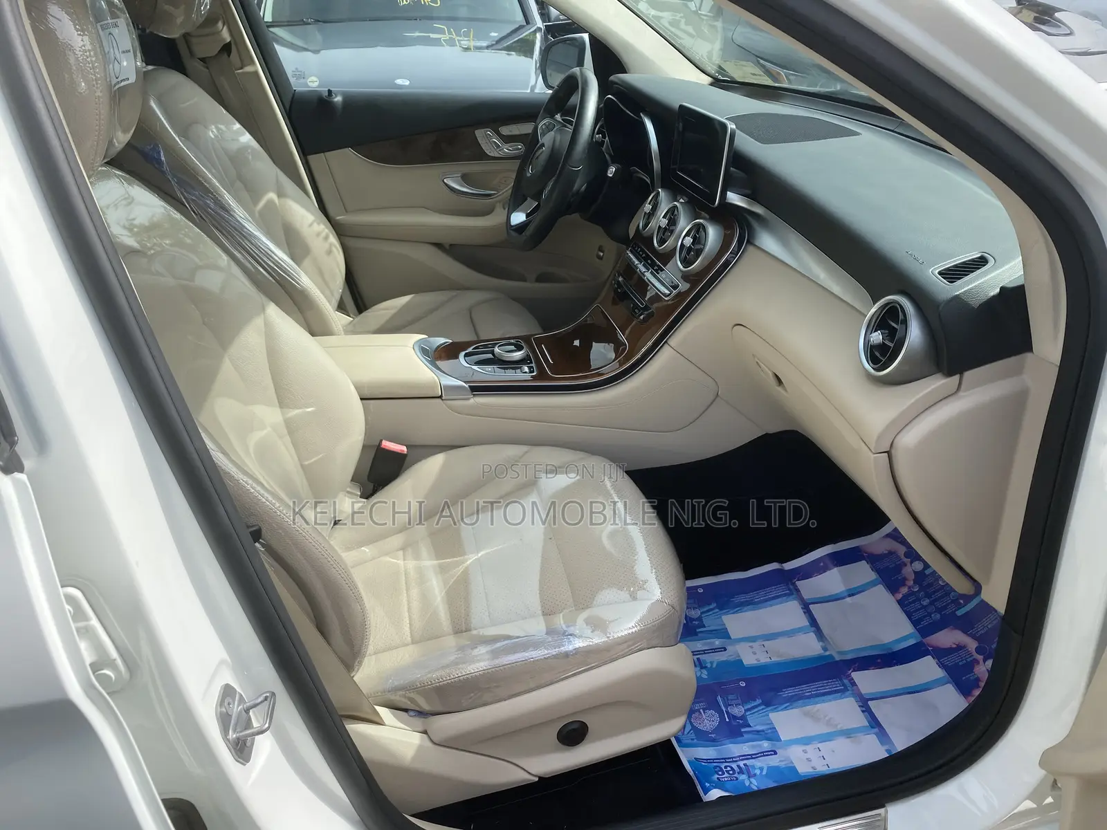Mercedes-Benz GLC-Class 2017 White