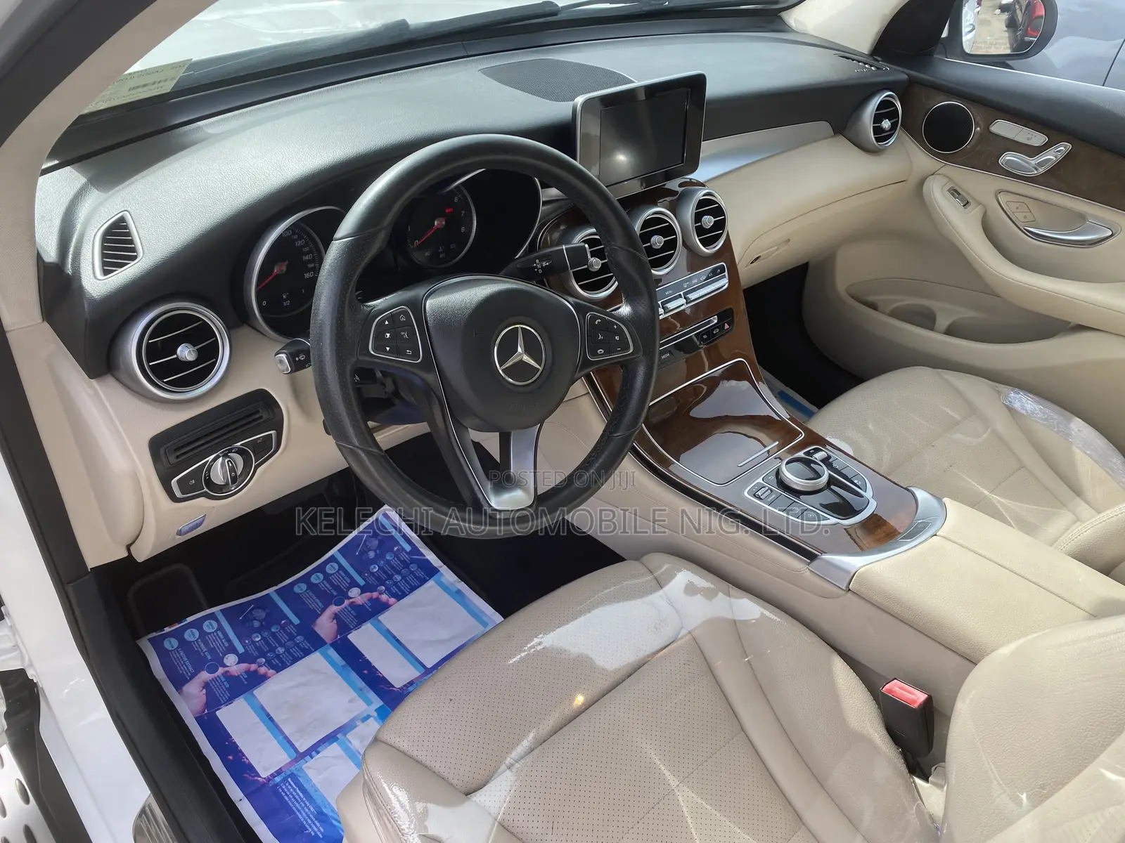 Mercedes-Benz GLC-Class 2017 White