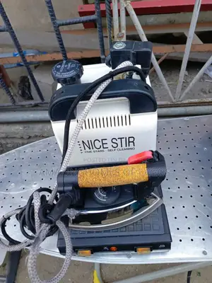 2.5 Liters Industrial Steam Iron Direct Tokunbo High Quality