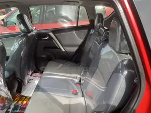 Toyota RAV4 Limited 4dr SUV (2.5L 4cyl 6A) 2015 Red