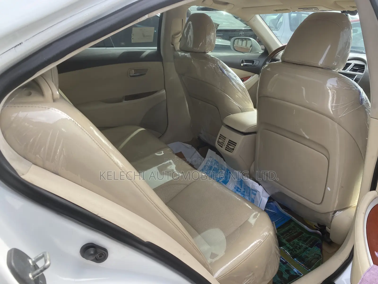 Lexus ES 350 2011 White
