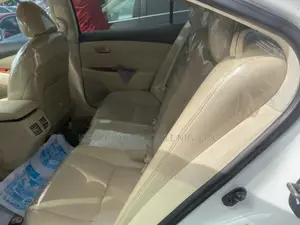 Lexus ES 350 2011 White