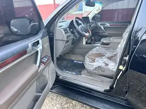 Lexus GX 2013 Black