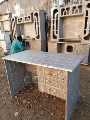Top Quality Office Table