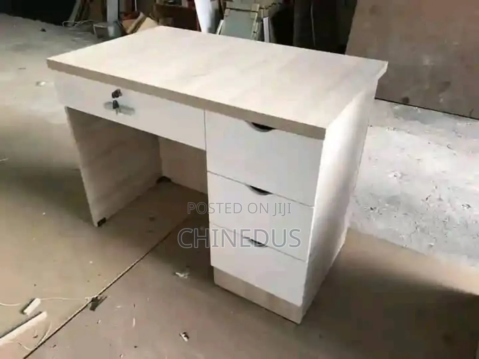 Top Quality Office Table