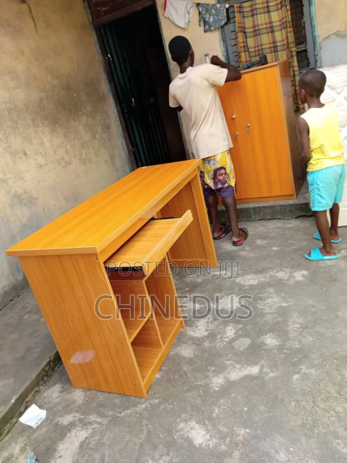 Top Quality Office Table