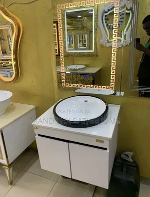 Photo - Luxury Cabinet