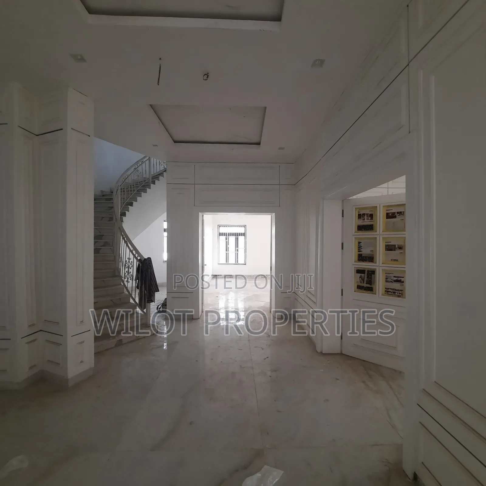 9bdrm Maisonette in Maitama for sale