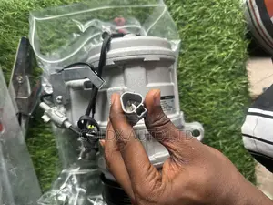 Brand New Compressor Toyota Landcruiser V8 2003 2004 2005