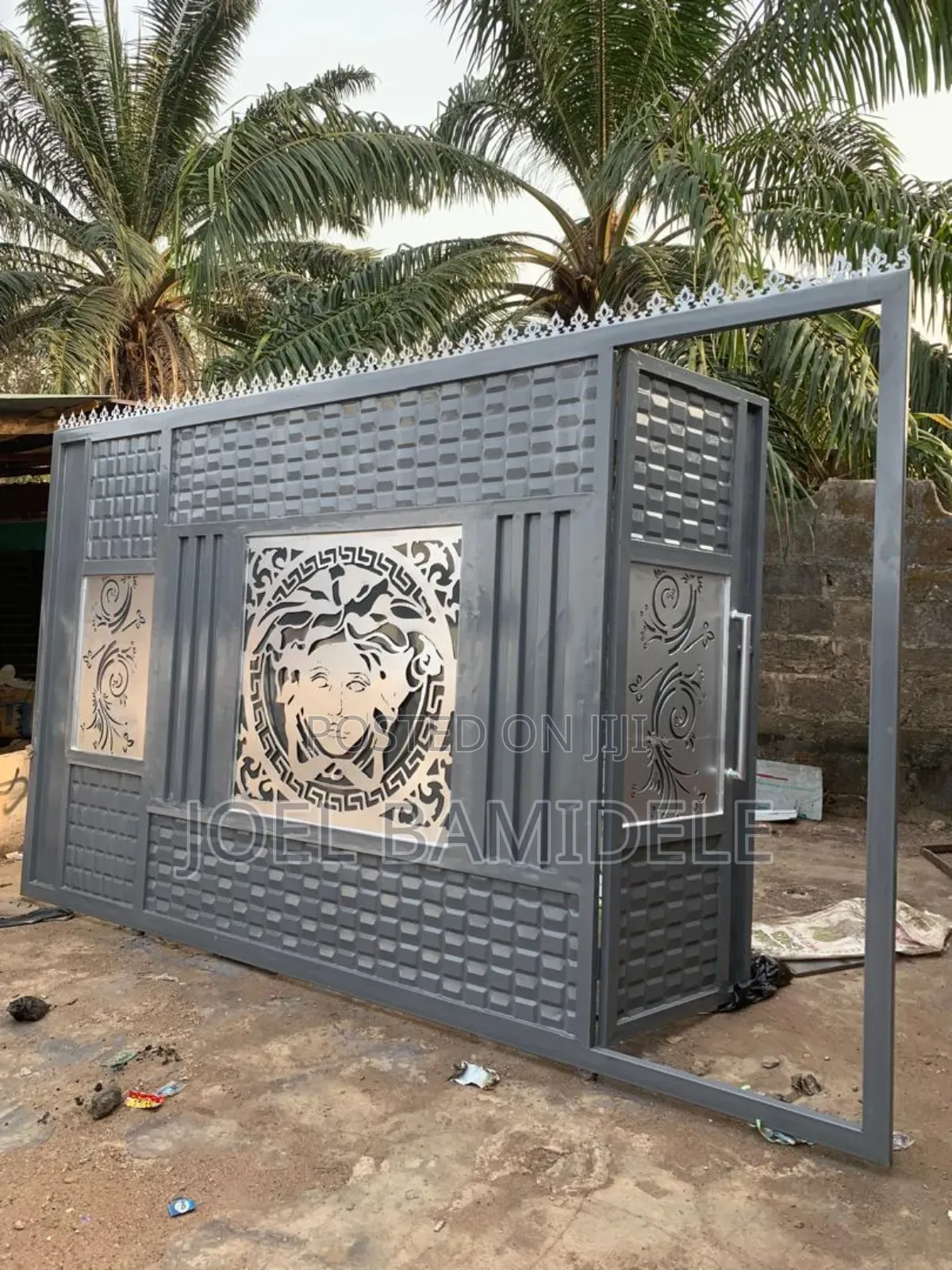 Sliding Gate : Strong and Durable
