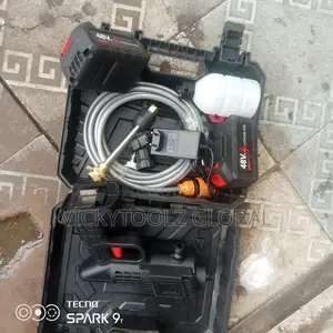Battery Pressure Washer