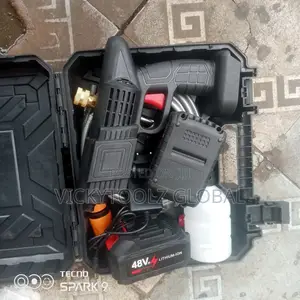 Battery Pressure Washer